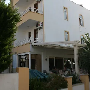 Ekin Marmaris